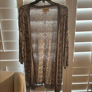 Skies Are Blue gray  Geometric Open-Front Cardigan